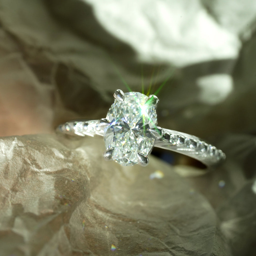 Canadian Diamond Platinum Sagitta Solitaire