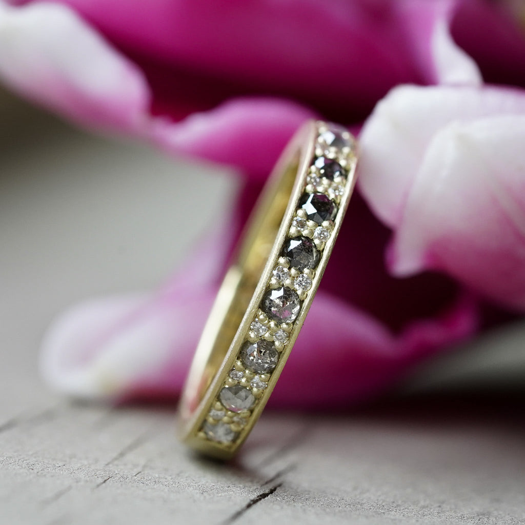 Ombré Rosecut Salt & Pepper Wedding Band