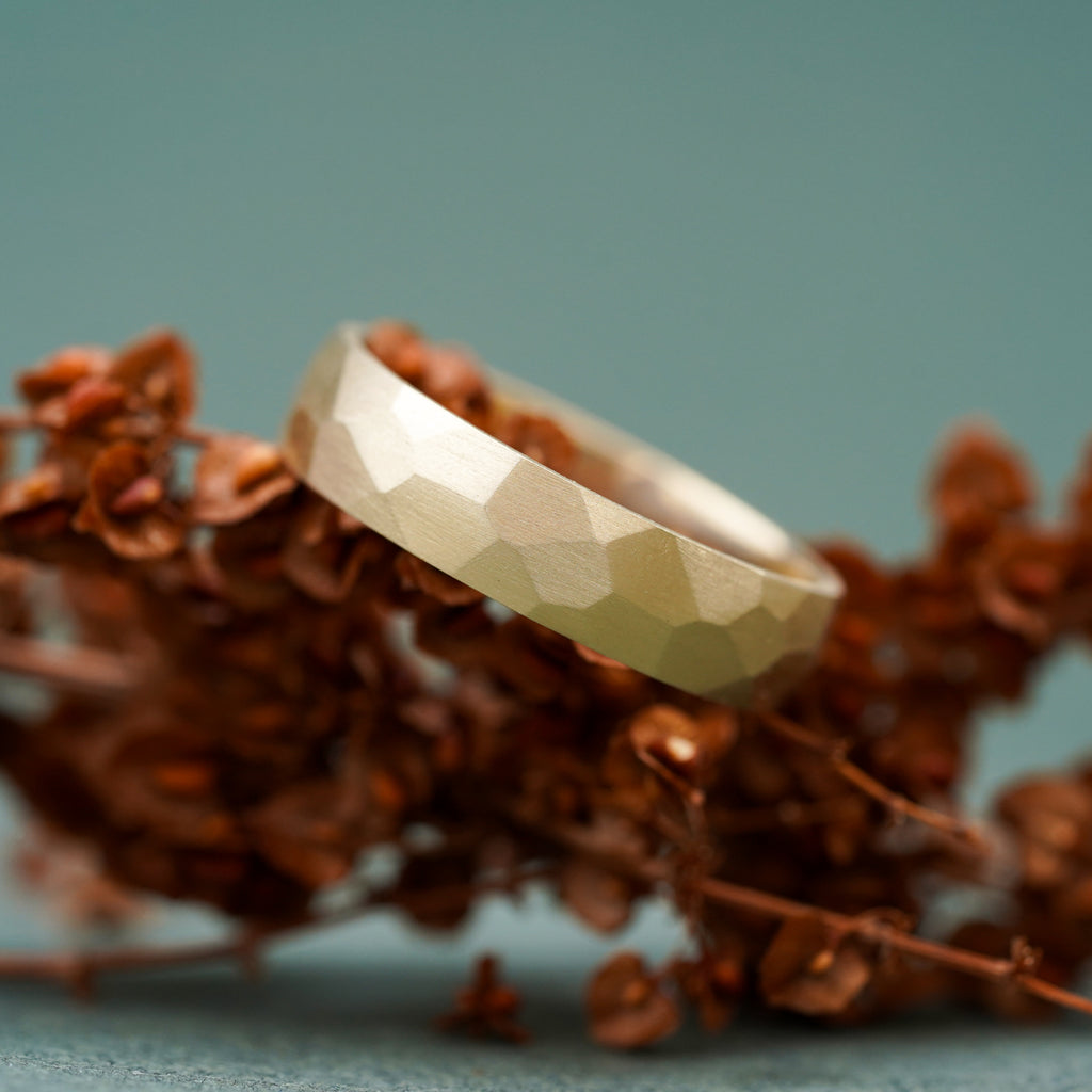 architect-inspired 5mm wedding ring in satin 14k yellow gold 
