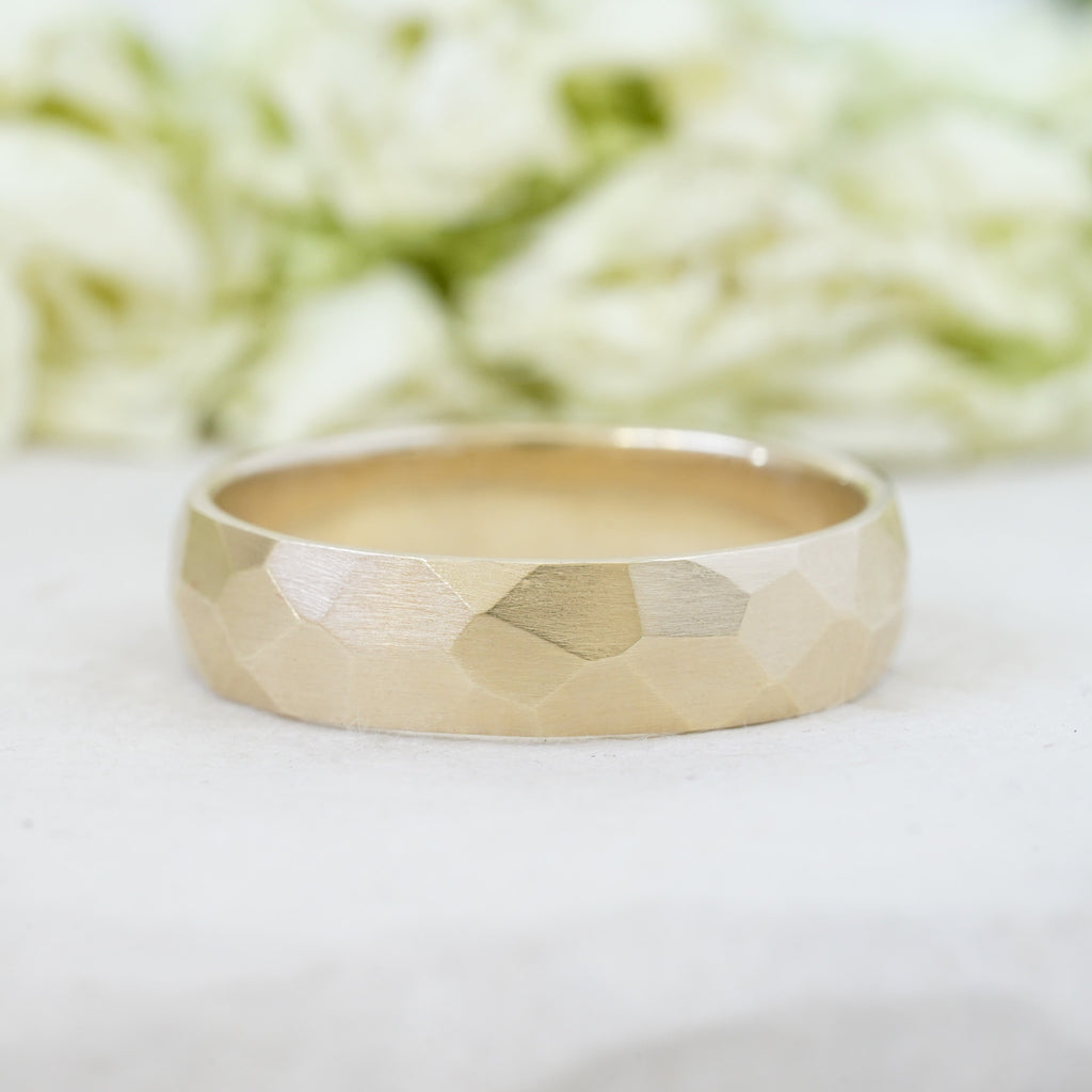 modern minimalist diamond wedding band in gold