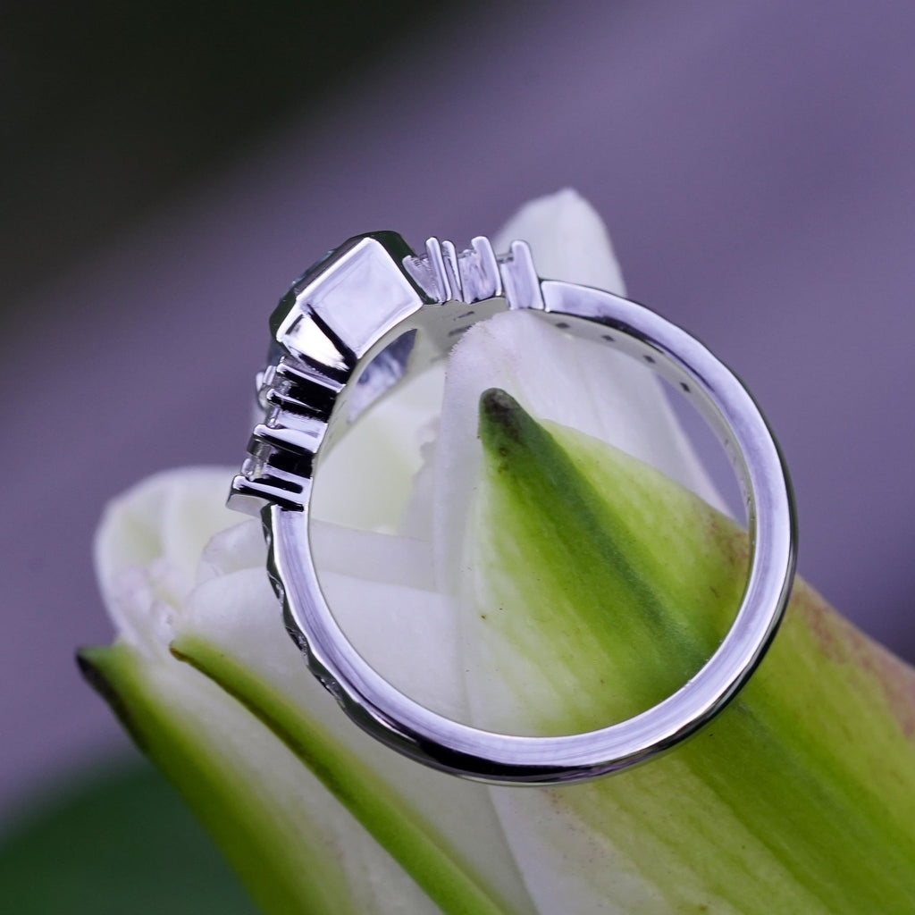 Platinum engagement ring inspired by 1920s design